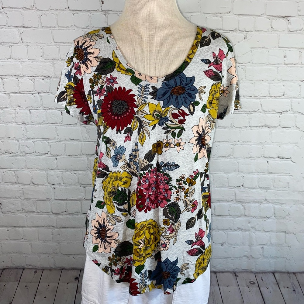 Ann Taylor Loft Vintage Soft Floral Tee Size Medium